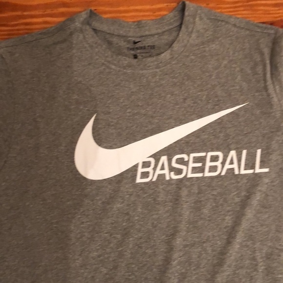 Nike TShirt Dri Fit - Picture 2 of 2